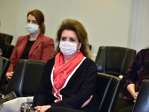 Ticaret Bakanlığı Esnaf Sanatkârlar ve Kooperatifçilik Genel Müdürlüğü Daire Başkanı Yavuz Selim Akçakale, Edirne İl Ticaret Müdürü Mahmut Altun ve Kadın Kooperatifi yöneticilerinden ziyaret.