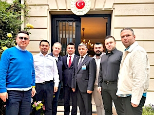 Yönetim Kurulu Başkanımız Akalın'dan Paris'te Önemli Temas